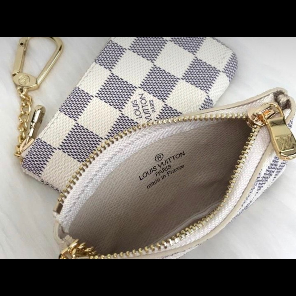 LV key pouch